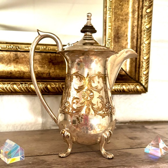 Very Vintage Little Silver Coffee/Milk Pot from India. - Picture 7 of 10